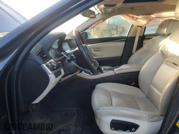 ✅ 2015 BMW 5 Series 535i • VIN: WBA5B1C54FG125920 • Лот: 89552265. Опубликован ранее на Copart с пробегом 133 677 миль. Бесплатный доступ к архиву аукционных продаж из США и подробный отчёт об истории автомобиля на DreamBid. Изображение 7.