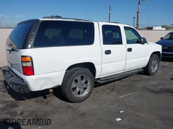 ✅ 2006 Chevrolet Suburban LS 1WT • VIN: 1GNEC16Z16J173271 • Lot: 43032919. Listed on IAAI with 269,365 mi. Free auction sales archive from the USA and detailed vehicle history report at DreamBid. Image 4.
