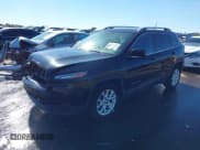 ✅ 2017 Jeep Cherokee 75th Anniversary Edition • VIN: 1C4PJLCS3HW653005 • Lot: 43613551. Wystawiony na IAAI z przebiegiem 274 758 mil. Bezpłatny archiwum sprzedaży aukcyjnych z USA i szczegółowy raport historii pojazdu na DreamBid. Zdjęcie 17.