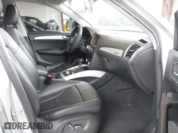 ✅ 2013 Audi Q5 Premium Plus • VIN: WA1DGAFP2DA069290 • Lot: 42294476. Wystawiony na IAAI z przebiegiem 123 515 mil. Bezpłatny archiwum sprzedaży aukcyjnych z USA i szczegółowy raport historii pojazdu na DreamBid. Zdjęcie 5.