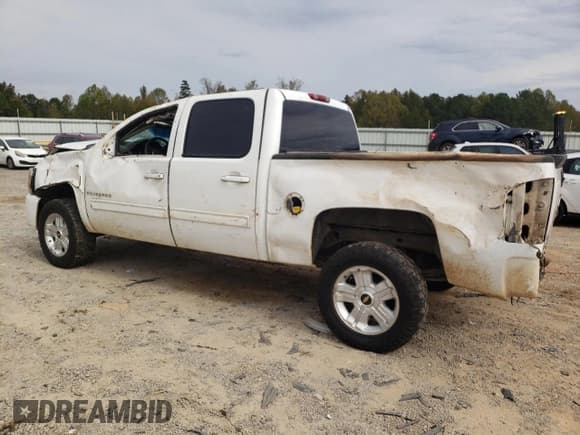 ✅ 2010 Chevrolet Silverado 1500 • VIN: 3GCRKTE28AG275724 • Lot: 76106304. Wystawiony na Copart z przebiegiem 256 790 mil. Bezpłatny archiwum sprzedaży aukcyjnych z USA i szczegółowy raport historii pojazdu na DreamBid. Zdjęcie 2.