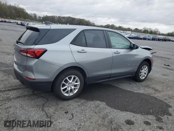 ✅ 2024 Chevrolet Equinox LS • VIN: 3GNAXSEG2RL160146 • Lot: 86610955. Wystawiony na Copart z przebiegiem 8 617 mil. Bezpłatny archiwum sprzedaży aukcyjnych z USA i szczegółowy raport historii pojazdu na DreamBid. Zdjęcie 3.