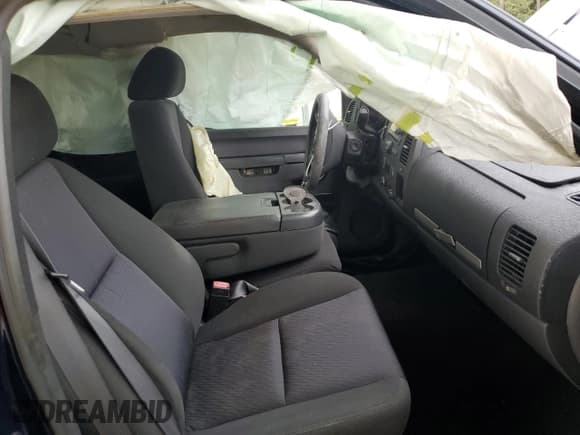 ✅ 2011 Chevrolet Silverado 1500 LT • VIN: 1GCRCSE05BZ181890 • Lot: 73052324. Listed on Copart with 395,488 mi. Free auction sales archive from the USA and detailed vehicle history report at DreamBid. Image 7.