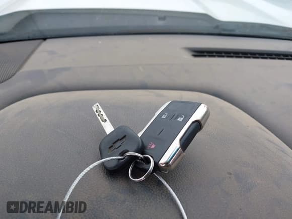 ✅ 2016 Chevrolet Silverado 2500HD Work Truck • VIN: 1GC1CUEG2GF102108 • Lot: 43471361. Listed on IAAI with 185,168 mi. Free auction sales archive from the USA and detailed vehicle history report at DreamBid. Image 11.