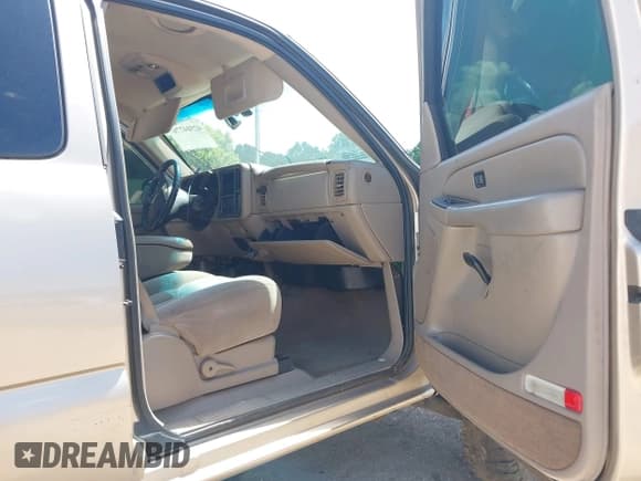 ✅ 2004 Chevrolet Silverado 1500 LS • VIN: 2GCEC19V341182031 • Лот: 42504776. Опубликован ранее на IAAI с пробегом Не указан. Бесплатный доступ к архиву аукционных продаж из США и подробный отчёт об истории автомобиля на DreamBid. Изображение 19.