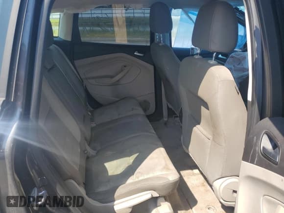 ✅ 2015 Ford C-Max SE • VIN: 1FADP5AU1FL116669 • Lot: 89731695. Wystawiony na Copart z przebiegiem Nie podano. Bezpłatny archiwum sprzedaży aukcyjnych z USA i szczegółowy raport historii pojazdu na DreamBid. Zdjęcie 11.