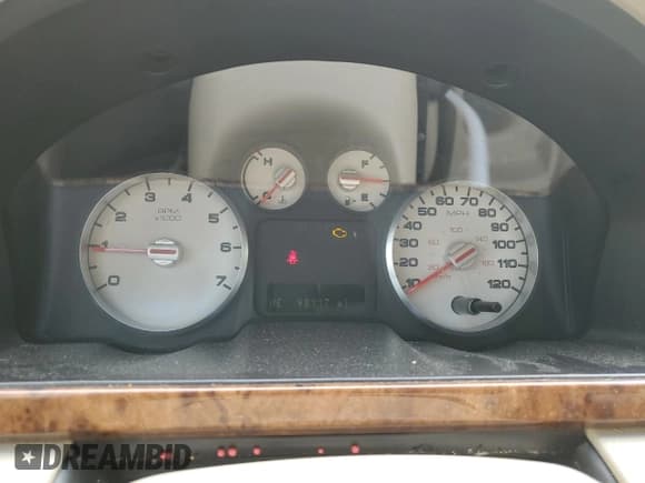 ✅ 2005 Ford Five Hundred Limited • VIN: 1FAFP25125G182291 • Lot: 52121115. Listed on Copart with 98,117 mi. Free auction sales archive from the USA and detailed vehicle history report at DreamBid. Image 9.