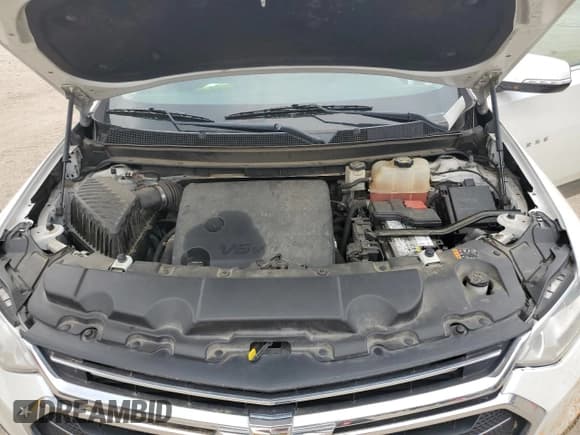 ✅ 2018 Chevrolet Traverse LT Cloth • VIN: 1GNERGKWXJJ162341 • Lot: 54055004. Wystawiony na Copart z przebiegiem 213 800 mil. Bezpłatny archiwum sprzedaży aukcyjnych z USA i szczegółowy raport historii pojazdu na DreamBid. Zdjęcie 12.