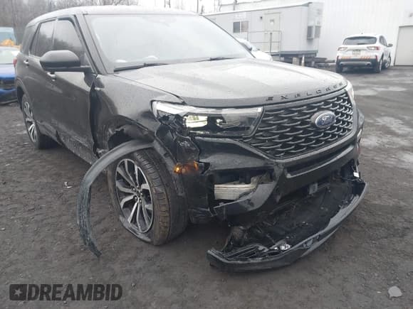 ✅ 2022 Ford Explorer ST-Line • VIN: 1FMSK8KH5NGA77560 • Lot: 41952142. Listed on IAAI with 44,856 mi. Free auction sales archive from the USA and detailed vehicle history report at DreamBid. Image 6.
