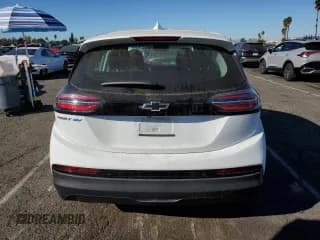 ✅ 2023 Chevrolet Bolt EV 1LT • VIN: 1G1FW6S08P4197438 • Lot: 80521364. Wystawiony na Copart z przebiegiem 28 462 mil. Bezpłatny archiwum sprzedaży aukcyjnych z USA i szczegółowy raport historii pojazdu na DreamBid. Zdjęcie 6.