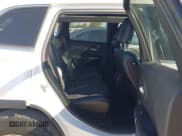 ✅ 2020 Jeep Cherokee Latitude Plus • VIN: 1C4PJMLX0LD642419 • Лот: 43240877. Опубликован ранее на IAAI с пробегом 46 321 миль. Бесплатный доступ к архиву аукционных продаж из США и подробный отчёт об истории автомобиля на DreamBid. Изображение 8.