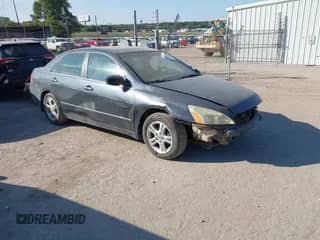 2006 Honda Accord EX-L с VIN 1HGCM56826A083334, выставлен на аукционе IAAI как лот 43333070 с пробегом 244 300 миль миль и . История ставок и продаж доступна на DreamBid. Изображение 1.