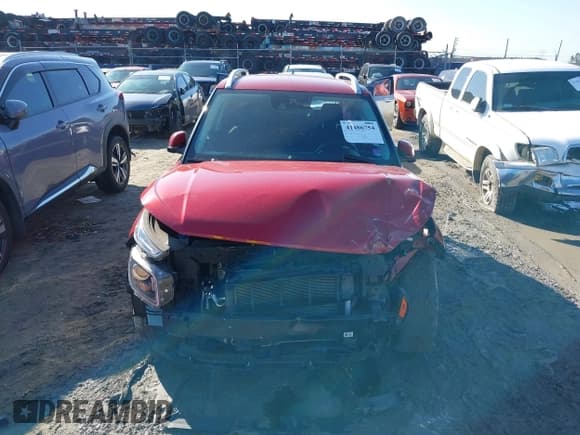 ✅ 2021 Hyundai Venue SEL • VIN: KMHRC8A3XMU072503 • Lot: 41486754. Listed on IAAI with 32,367 mi. Free auction sales archive from the USA and detailed vehicle history report at DreamBid. Image 13.