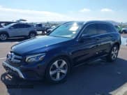 ✅ 2019 Mercedes-Benz GLC 300 • VIN: WDC0G4KB0KV158601 • Lot: 43071294. Wystawiony na IAAI z przebiegiem 88 702 mil. Bezpłatny archiwum sprzedaży aukcyjnych z USA i szczegółowy raport historii pojazdu na DreamBid. Zdjęcie 18.