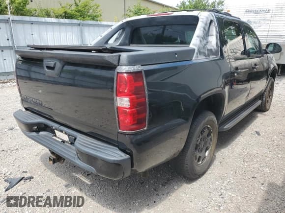 ✅ 2007 Chevrolet Avalanche LTZ • VIN: 3GNFK12387G134544 • Lot: 68199325. Listed on Copart with 174,265 mi. Free auction sales archive from the USA and detailed vehicle history report at DreamBid. Image 3.