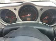 ✅ 2003 Nissan 350Z Touring • VIN: JN1AZ34E83T009441 • Lot: 82689365. Wystawiony na Copart z przebiegiem 177 876 mil. Bezpłatny archiwum sprzedaży aukcyjnych z USA i szczegółowy raport historii pojazdu na DreamBid. Zdjęcie 9.