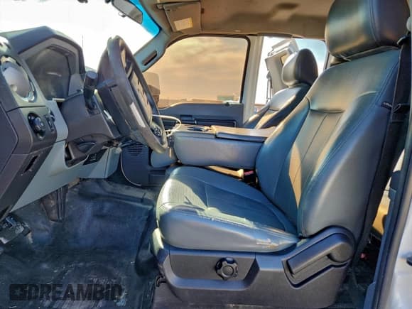 ✅ 2014 Ford F-250 XL • VIN: 1FT7X2A63EEA80705 • Лот: 96050595. Опубликован ранее на Copart с пробегом 147 913 миль. Бесплатный доступ к архиву аукционных продаж из США и подробный отчёт об истории автомобиля на DreamBid. Изображение 7.