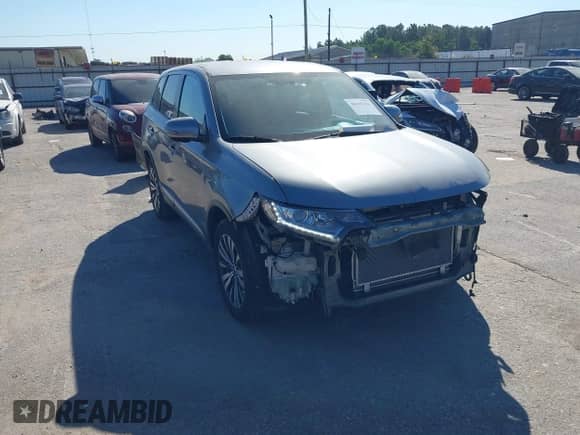 2019 Mitsubishi Outlander ES с VIN JA4AZ3A3XKZ023704, выставлен на аукционе IAAI как лот 40445416 с пробегом 115 939 миль миль и . История ставок и продаж доступна на DreamBid. Изображение 1.