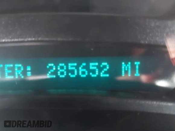 ✅ 2005 GMC Sierra 2500HD SLT • VIN: 1GTHK23255F811576 • Lot: 42496815. Listed on IAAI with 285,652 mi. Free auction sales archive from the USA and detailed vehicle history report at DreamBid. Image 14.