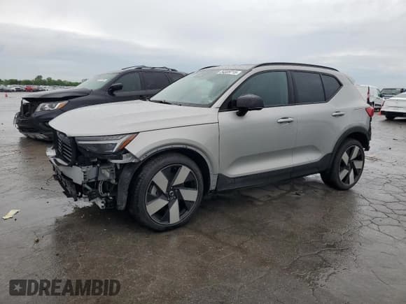 ✅ 2023 Volvo XC40 Ultimate • VIN: YV4ED3UM7P2946892 • Lot: 54589715. Listed on Copart with 20,301 mi. Free auction sales archive from the USA and detailed vehicle history report at DreamBid. Image 1.
