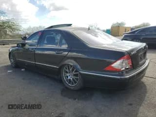✅ 2005 Mercedes-Benz S 500 • VIN: WDBNG84J45A456831 • Лот: 81854355. Опубликован ранее на Copart с пробегом 138 820 миль. Бесплатный доступ к архиву аукционных продаж из США и подробный отчёт об истории автомобиля на DreamBid. Изображение 2.
