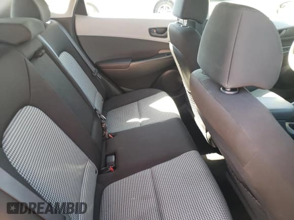 ✅ 2018 Hyundai Kona SE • VIN: KM8K1CAA6JU112662 • Лот: 66392313. Опубликован ранее на Copart с пробегом 65 938 миль. Бесплатный доступ к архиву аукционных продаж из США и подробный отчёт об истории автомобиля на DreamBid. Изображение 10.