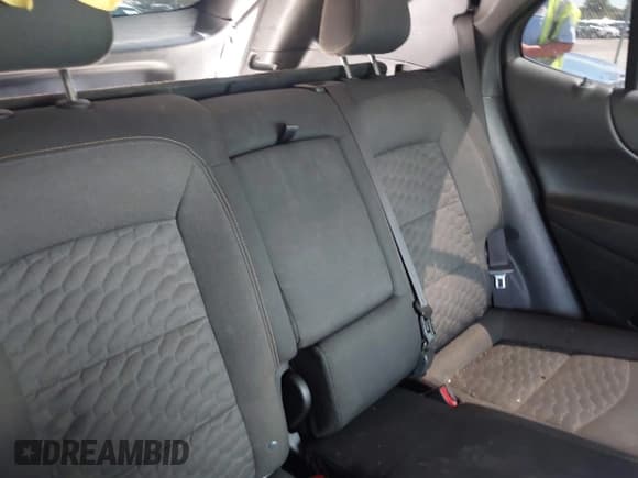 ✅ 2021 Chevrolet Equinox LT • VIN: 2GNAXJEVXM6148221 • Lot: 42897131. Listed on IAAI with 197,308 mi. Free auction sales archive from the USA and detailed vehicle history report at DreamBid. Image 8.