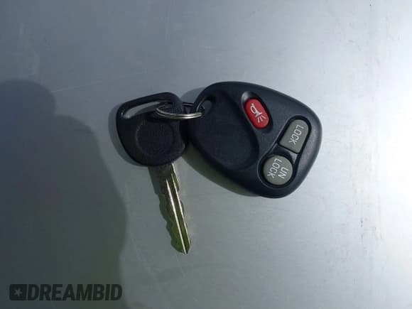 ✅ 2002 Chevrolet Suburban LT • VIN: 3GNEC16Z72G185775 • Lot: 43420114. Listed on IAAI with 189,783 mi. Free auction sales archive from the USA and detailed vehicle history report at DreamBid. Image 11.