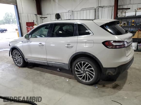 ✅ 2019 Lincoln Nautilus Reserve • VIN: 2LMPJ8L94KBL42783 • Lot: 64225285. Listed on Copart with 49,773 mi. Free auction sales archive from the USA and detailed vehicle history report at DreamBid. Image 2.