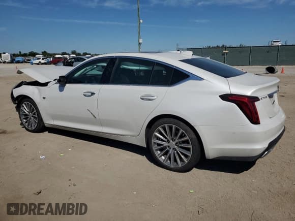 ✅ 2024 Cadillac CT5 Premium Luxury • VIN: 1G6DN5RK5R0121594 • Lot: 46986405. Wystawiony na Copart z przebiegiem 9 010 mil. Bezpłatny archiwum sprzedaży aukcyjnych z USA i szczegółowy raport historii pojazdu na DreamBid. Zdjęcie 2.