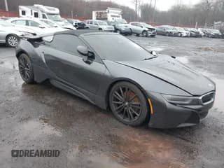 ✅ 2019 BMW i8 • VIN: WBY2Z6C52K7E30066 • Лот: 41943475. Опубликован ранее на IAAI с пробегом 71 267 миль. Бесплатный доступ к архиву аукционных продаж из США и подробный отчёт об истории автомобиля на DreamBid. Изображение 1.