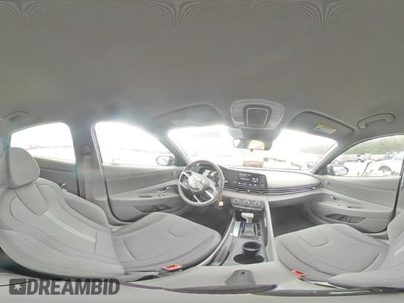 ✅ 2025 Hyundai Elantra SE • VIN: KMHLL4DG5SU942796 • Lot: 85591915. Listed on Copart with 4,943 mi. Free auction sales archive from the USA and detailed vehicle history report at DreamBid. Image 14.