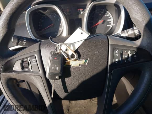 2015 Chevrolet Equinox LS с VIN 1GNALAEK9FZ121410, выставлен на аукционе IAAI как лот 43500058 с пробегом 79 531 миль миль и . История ставок и продаж доступна на DreamBid. Изображение 11.