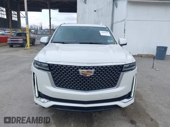 ✅ 2023 Cadillac Escalade ESV 4WD Premium Luxury • VIN: 1GYS4KKL3PR114963 • Lot: 43682968. Wystawiony na IAAI z przebiegiem 32 759 mil. Bezpłatny archiwum sprzedaży aukcyjnych z USA i szczegółowy raport historii pojazdu na DreamBid. Zdjęcie 12.