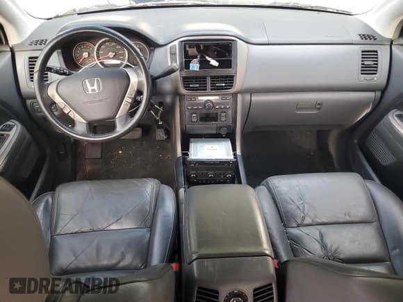 ✅ 2008 Honda Pilot EX-L • VIN: 5FNYF28508B009601 • Lot: 80169385. Listed on Copart with 142,005 mi. Free auction sales archive from the USA and detailed vehicle history report at DreamBid. Image 8.