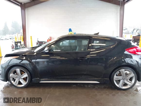 ✅ 2013 Hyundai Veloster Turbo • VIN: KMHTC6AEXDU123011 • Lot: 41666212. Wystawiony na IAAI z przebiegiem 88 883 mil. Bezpłatny archiwum sprzedaży aukcyjnych z USA i szczegółowy raport historii pojazdu na DreamBid. Zdjęcie 14.