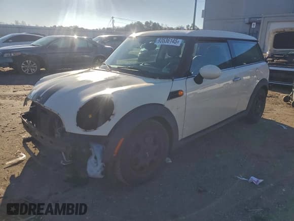 ✅ 2013 MINI Clubman • VIN: WMWZF3C54DT490622 • Lot: 93536145. Wystawiony na Copart z przebiegiem 123 776 mil. Bezpłatny archiwum sprzedaży aukcyjnych z USA i szczegółowy raport historii pojazdu na DreamBid. Zdjęcie 1.