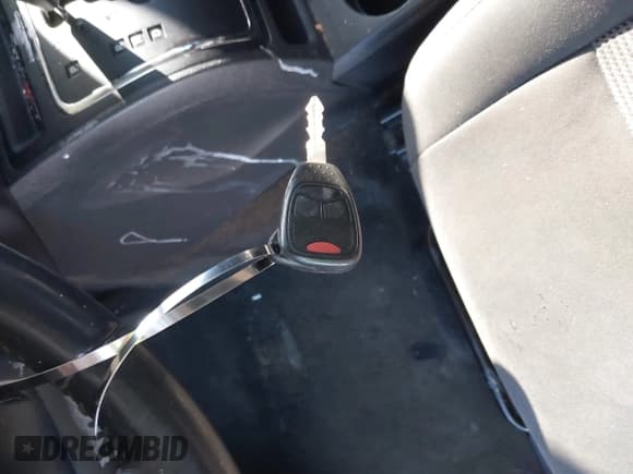 ✅ 2015 Jeep Patriot Latitude • VIN: 1C4NJPFB0FD350122 • Lot: 43612973. Listed on IAAI with 104,069 mi. Free auction sales archive from the USA and detailed vehicle history report at DreamBid. Image 11.