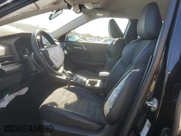 ✅ 2024 Mitsubishi Outlander SE • VIN: JA4J3VA87RZ031066 • Lot: 91361235. Wystawiony na Copart z przebiegiem 25 560 mil. Bezpłatny archiwum sprzedaży aukcyjnych z USA i szczegółowy raport historii pojazdu na DreamBid. Zdjęcie 7.