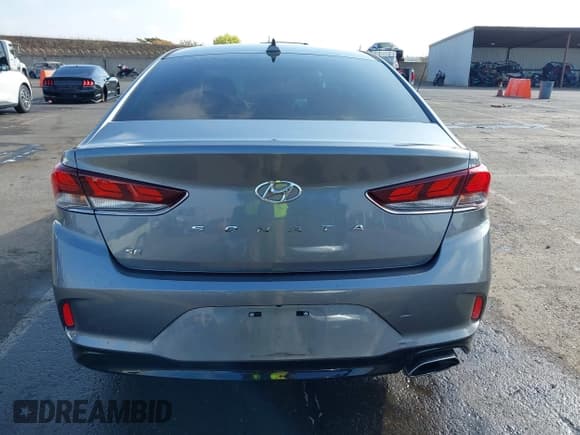✅ 2018 Hyundai Sonata SE • VIN: 5NPE24AF2JH674603 • Лот: 43516917. Опубликован ранее на IAAI с пробегом 116 680 миль. Бесплатный доступ к архиву аукционных продаж из США и подробный отчёт об истории автомобиля на DreamBid. Изображение 16.