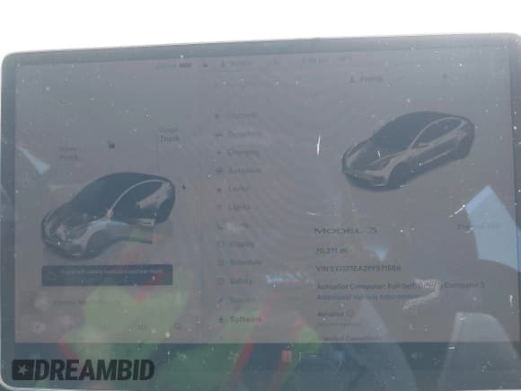 ✅ 2023 Tesla Model 3 • VIN: 5YJ3E1EA2PF571569 • Lot: 42288715. Wystawiony na IAAI z przebiegiem 30 271 mil. Bezpłatny archiwum sprzedaży aukcyjnych z USA i szczegółowy raport historii pojazdu na DreamBid. Zdjęcie 7.