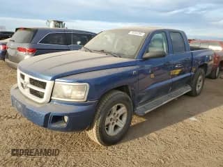 ✅ 2009 Dodge Dakota Bighorn/Lonestar • VIN: 1D7HW38P29S776741 • Lot: 76554394. Wystawiony na Copart z przebiegiem 211 326 mil. Bezpłatny archiwum sprzedaży aukcyjnych z USA i szczegółowy raport historii pojazdu na DreamBid. Zdjęcie 1.