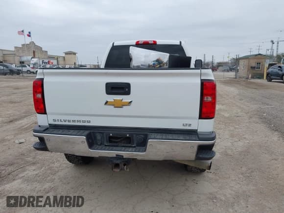 ✅ 2015 Chevrolet Silverado 2500HD LTZ • VIN: 1GC1KWE89FF149299 • Lot: 41565330. Listed on IAAI with 249,551 mi. Free auction sales archive from the USA and detailed vehicle history report at DreamBid. Image 17.