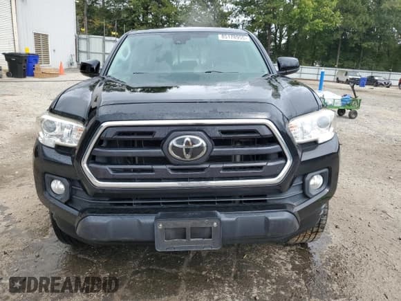 ✅ 2019 Toyota Tacoma SR • VIN: 5TFAX5GN2KX142794 • Лот: 85178955. Опубликован ранее на Copart с пробегом 88 341 миль. Бесплатный доступ к архиву аукционных продаж из США и подробный отчёт об истории автомобиля на DreamBid. Изображение 5.