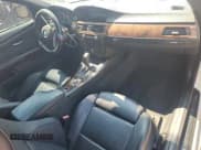 ✅ 2011 BMW 3 Series 335i • VIN: WBADX7C50BE260592 • Lot: 66184415. Wystawiony na Copart z przebiegiem 163 942 mil. Bezpłatny archiwum sprzedaży aukcyjnych z USA i szczegółowy raport historii pojazdu na DreamBid. Zdjęcie 8.