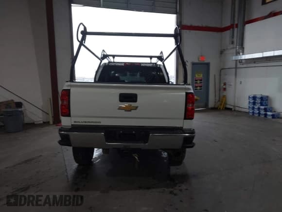 ✅ 2017 Chevrolet Silverado 2500HD Work Truck • VIN: 1GC2KUEG3HZ349970 • Lot: 41093979. Listed on IAAI with 176,128 mi. Free auction sales archive from the USA and detailed vehicle history report at DreamBid. Image 16.