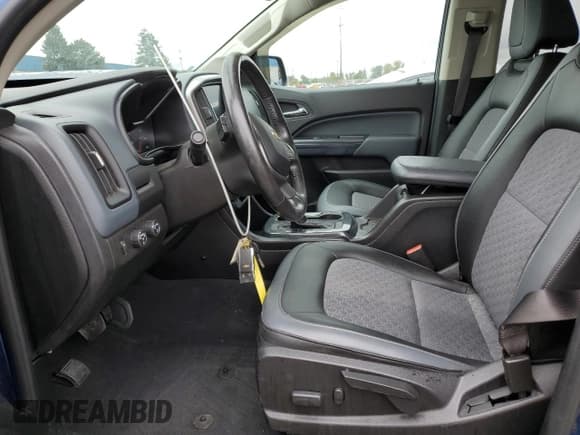 ✅ 2020 Chevrolet Colorado 4WD Z71 • VIN: 1GCGTDEN2L1132757 • Lot: 85692265. Listed on Copart with 37,190 mi. Free auction sales archive from the USA and detailed vehicle history report at DreamBid. Image 7.