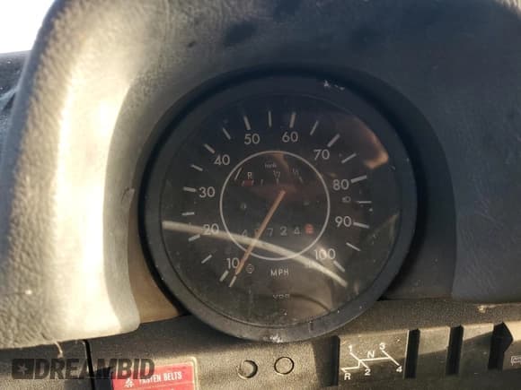 ✅ 1975 Volkswagen Beetle • VIN: 1342531579 • Lot: 46537415. Wystawiony na Copart z przebiegiem 48 724 mil. Bezpłatny archiwum sprzedaży aukcyjnych z USA i szczegółowy raport historii pojazdu na DreamBid. Zdjęcie 9.