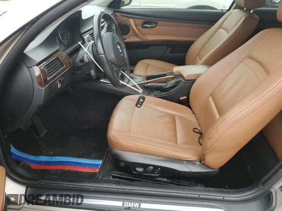 ✅ 2010 BMW 3 Series 328i • VIN: WBAWB3C51AP139380 • Lot: 89621155. Listed on Copart with 104,961 mi. Free auction sales archive from the USA and detailed vehicle history report at DreamBid. Image 7.