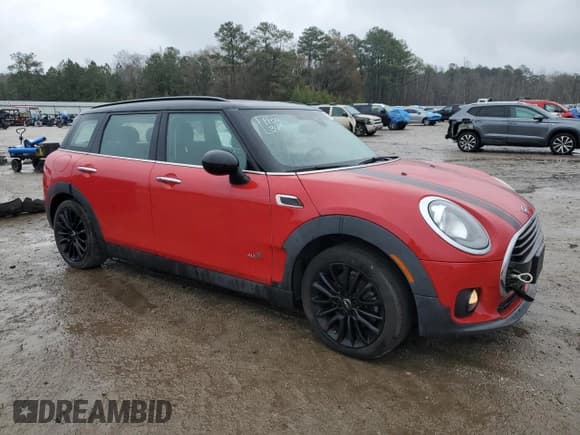 ✅ 2019 MINI Clubman Cooper • VIN: WMWLU1C53K2F29951 • Lot: 42177215. Listed on Copart with 40,372 mi. Free auction sales archive from the USA and detailed vehicle history report at DreamBid. Image 4.
